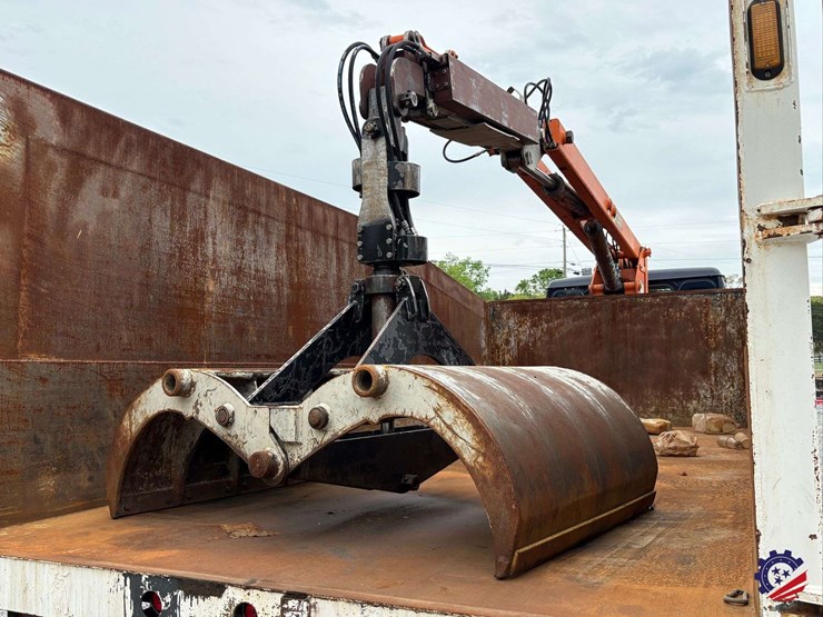 2019-western-star-4700-image-40