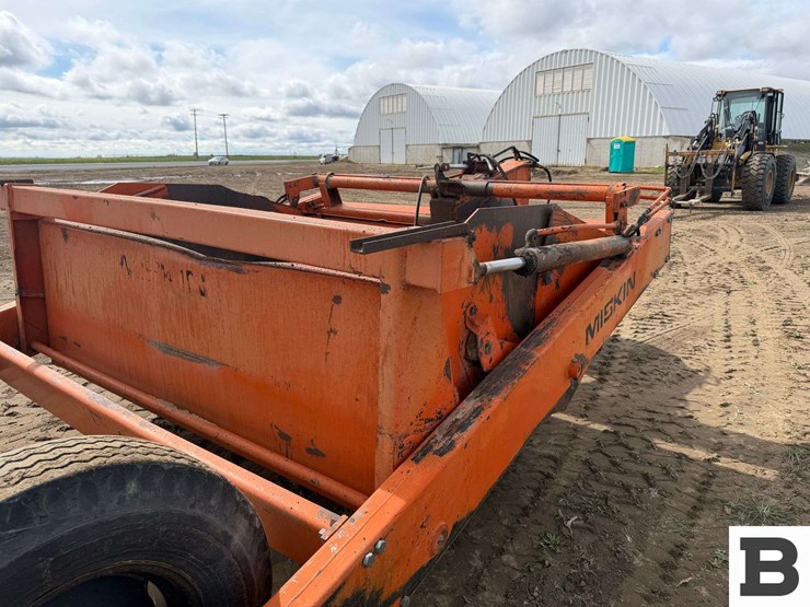 miskin-m-7000-scraper-image-25