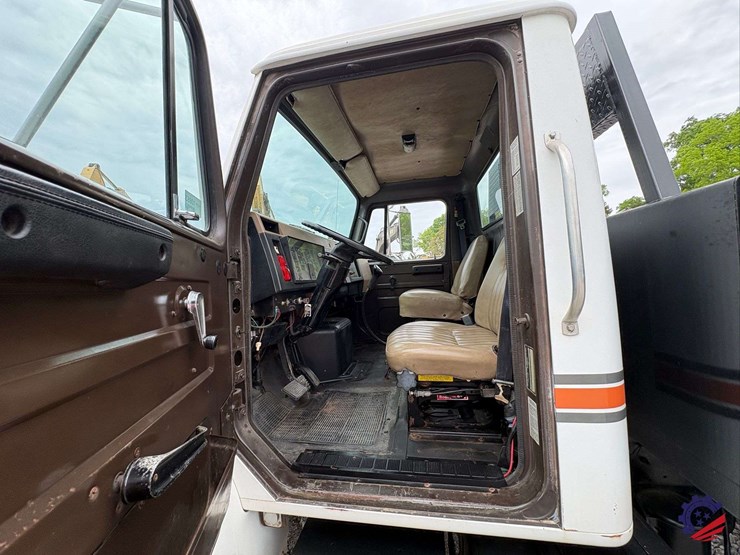 1993-international-4700-image-60
