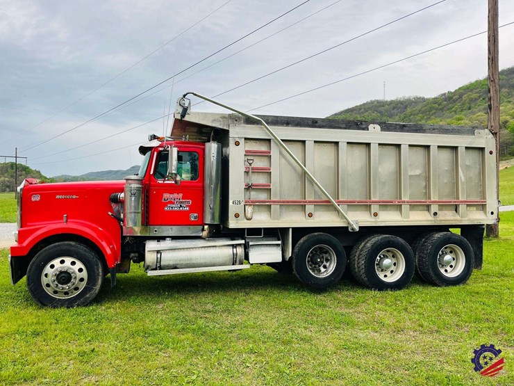 2000-western-star-4900-image-2