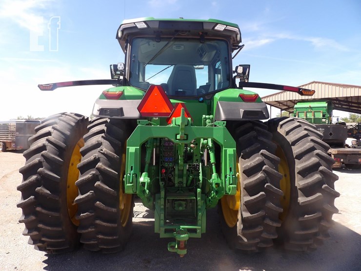 2022-john-deere-8r-370-image-4