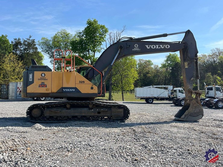 2017-volvo-ec300el-image-5