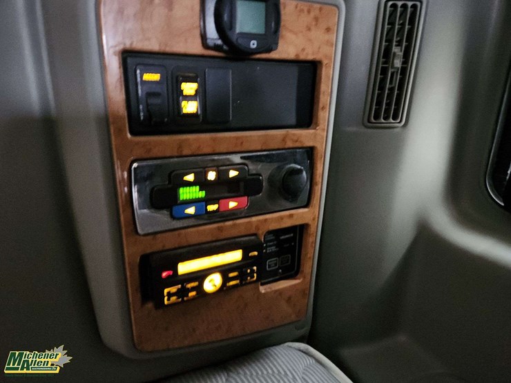 2014-international-prostar-image-15