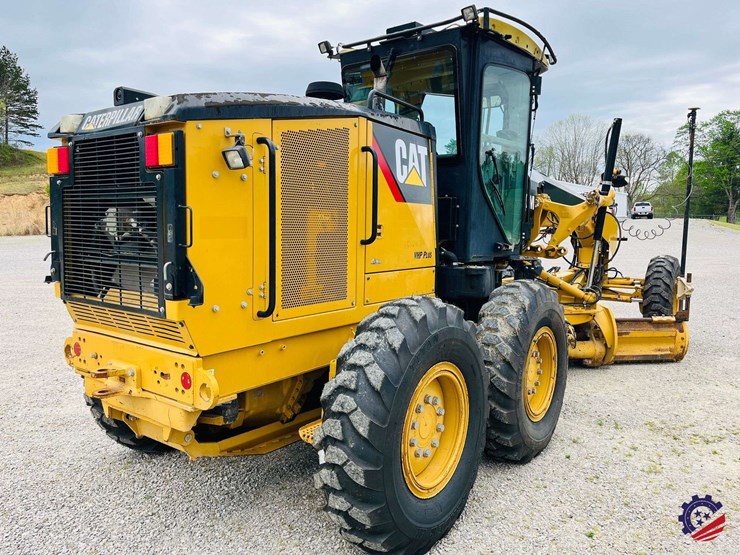 2010-caterpillar-120m-image-9