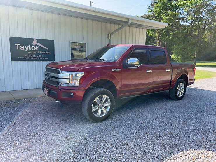 2018-ford-f150-platinum-image-1