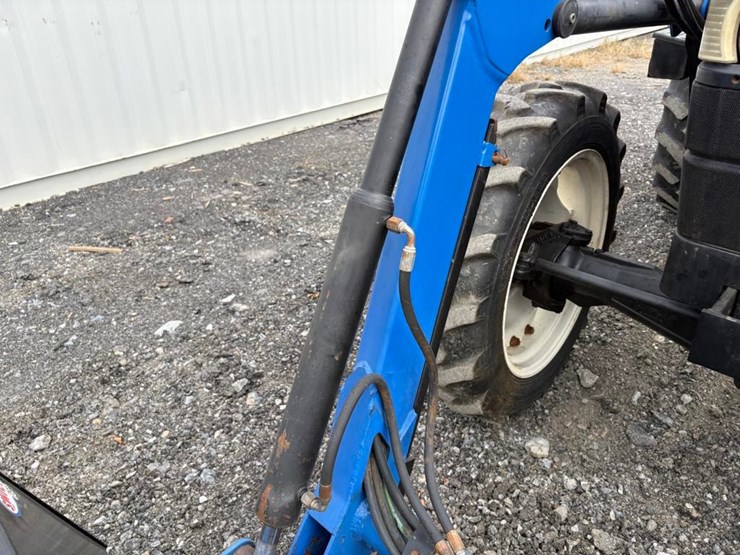 new-holland-45-image-26