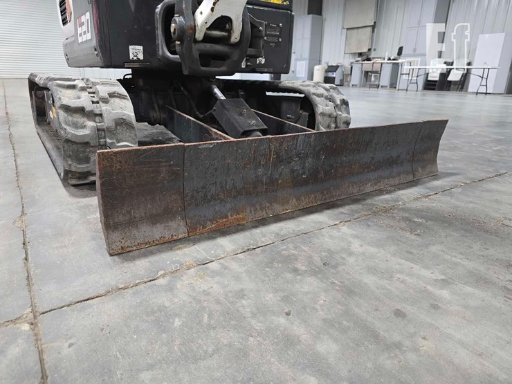 2022-bobcat-e20-image-14