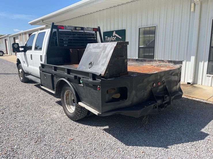 2014-ford-f350-image-13