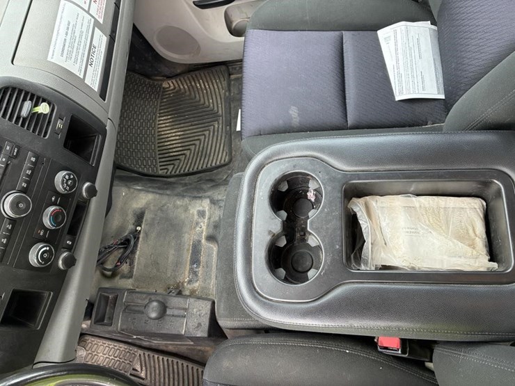 2012-gmc-sierra-3500-image-18