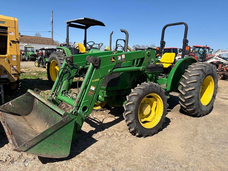 john-deere-5075e-image-1