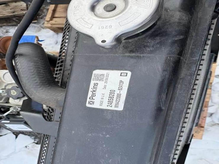 perkins-404d-22t-diesel-engine-image-7