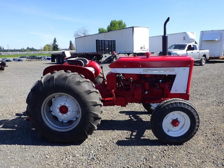 international-tractor-image-4