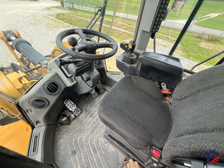 2019-caterpillar-950m-image-89