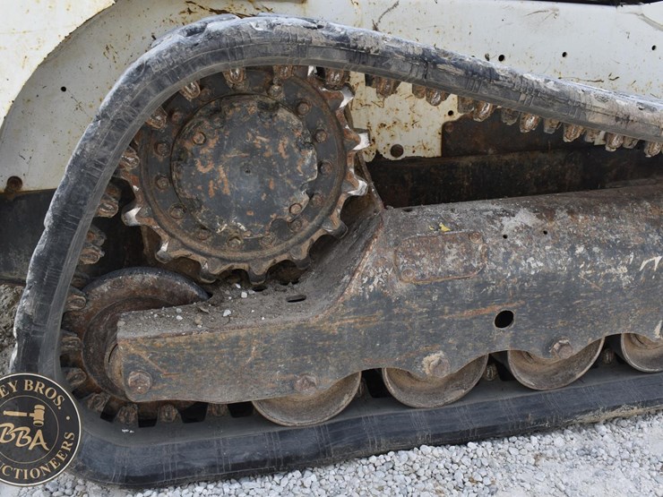 2016-bobcat-t590-image-27