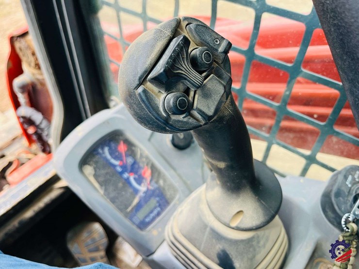 2022-kubota-svl75-2-image-58