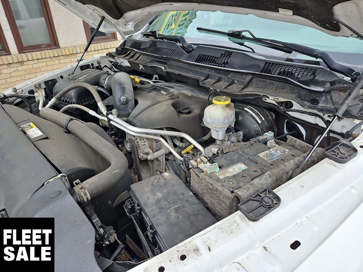 2017-dodge-1500-image-15