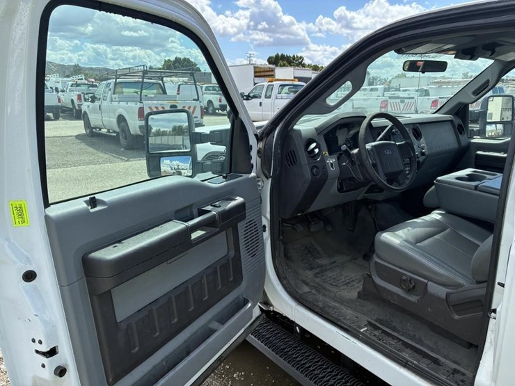 2011-ford-f250-image-12