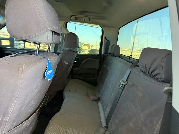 2019-chevrolet-silverado-2500hd-image-17