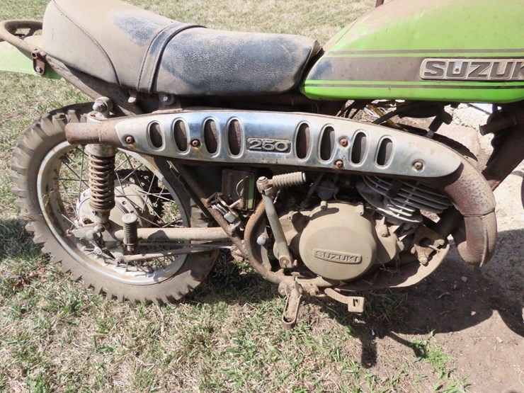 1971-suzuki-ts250-motorcycle-image-12