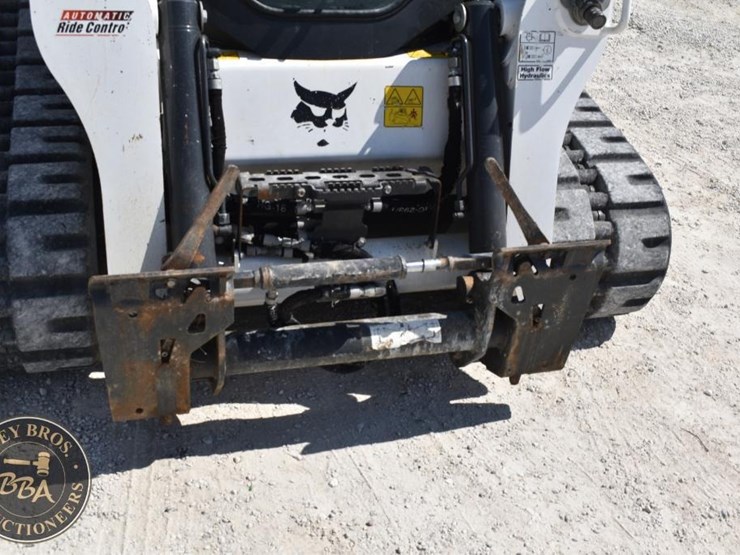 2023-bobcat-t770-image-10