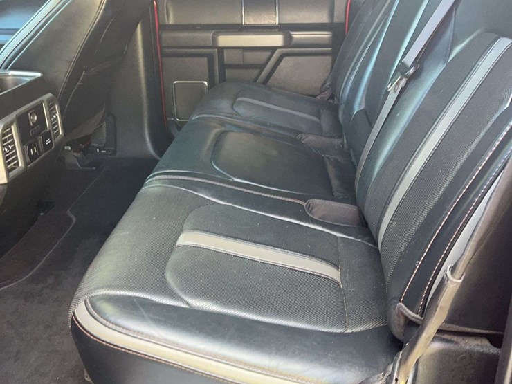 2018-ford-f150-platinum-image-10