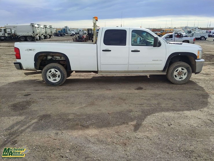 2012-chevrolet-silverado-2500hd-image-6
