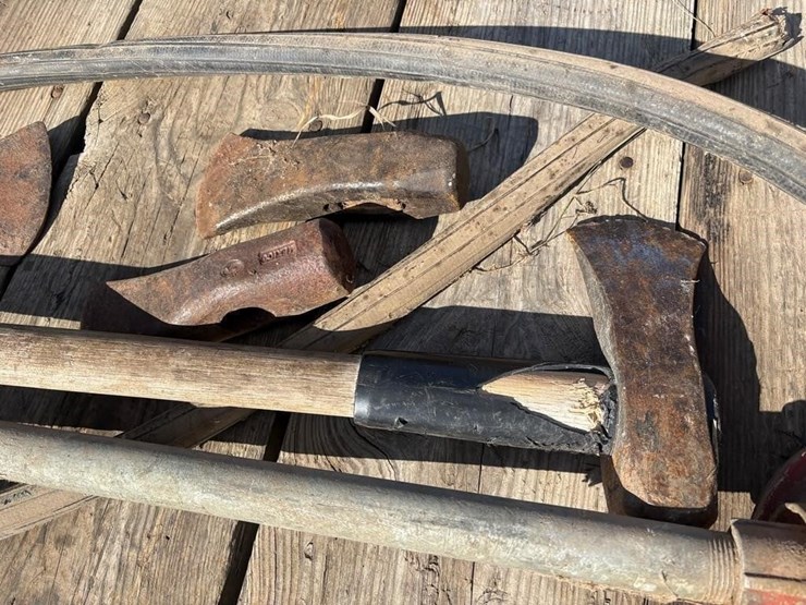 fuel-pump.-maul-heads,-axe-image-3