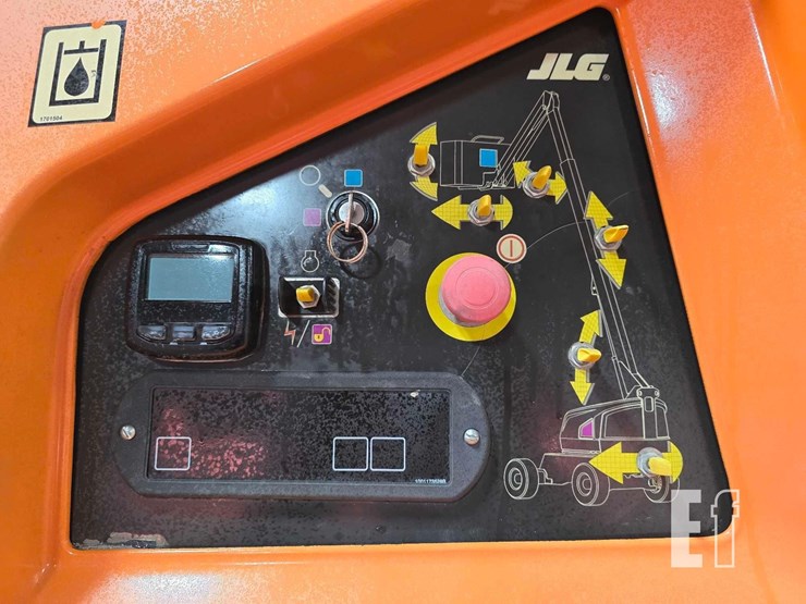 2019-jlg-460sj-image-13