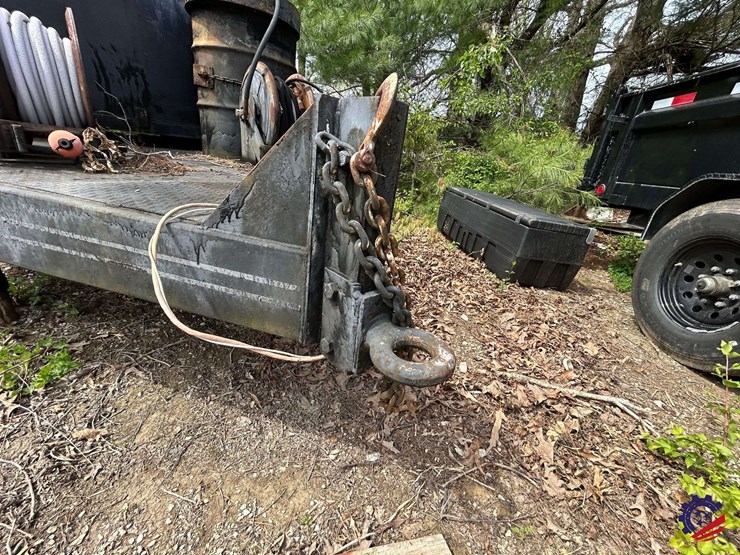 fuel-&-lube-truck-image-17