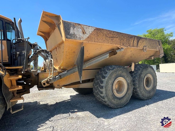 2010-volvo-a40e-image-21