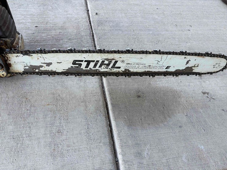 stihl-044-24"-chain-saw-image-3
