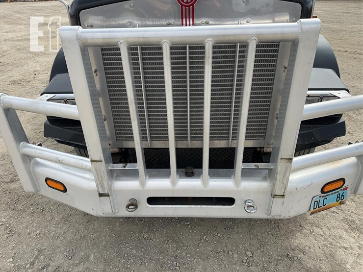 2005-kenworth-t800-image-37