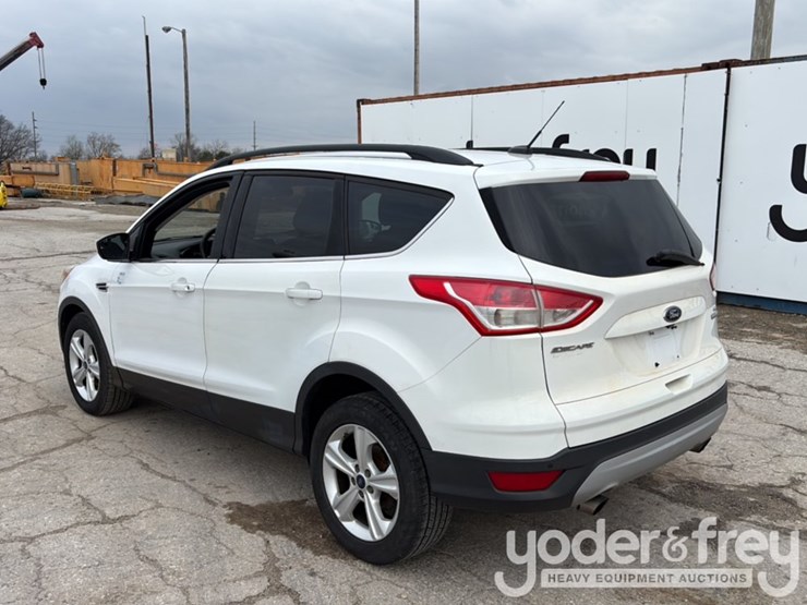 2014-ford-escape-image-4