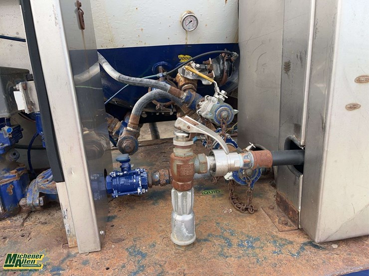 2008-hino-308-image-21