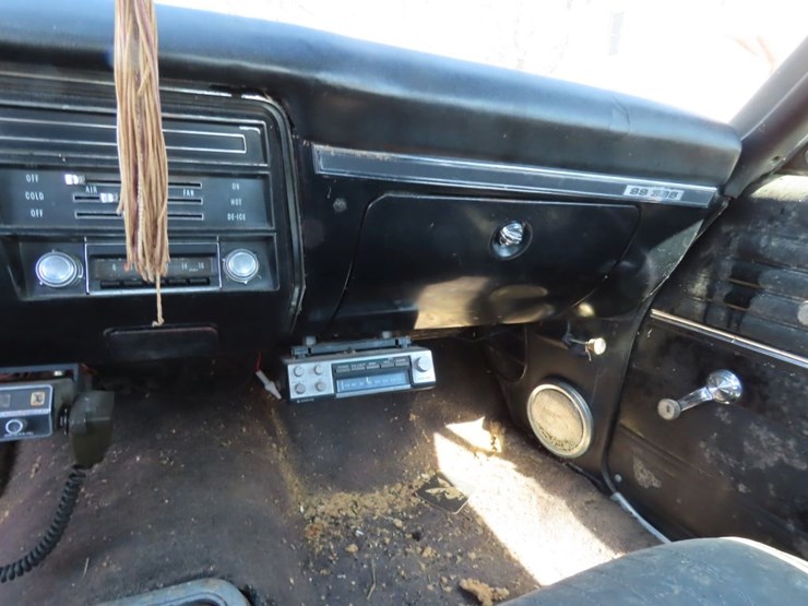 1968-chevrolet-chevelle-ss-coupe-barn-find-image-38