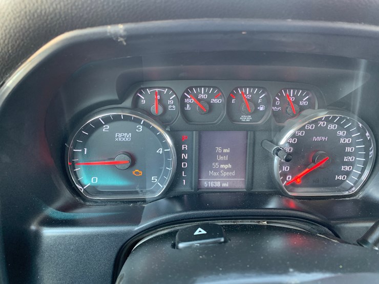 2022-chevrolet-silverado-6500hd-image-14