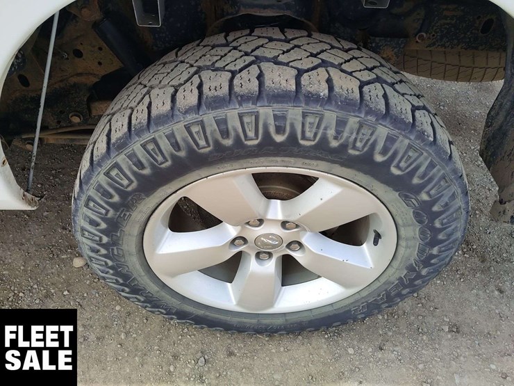 2013-dodge-1500-image-10