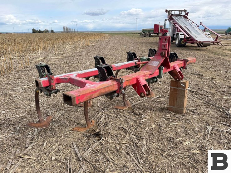 custom-cut-3pt-cultivator-toolbar-image-8