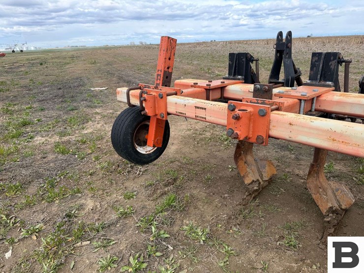 tye-118-820-image-11