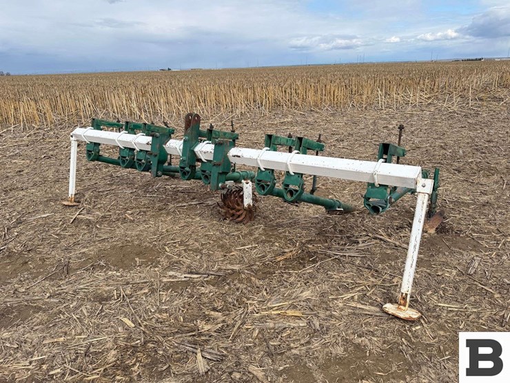 12'-3pt-cultivator-toolbar-image-1