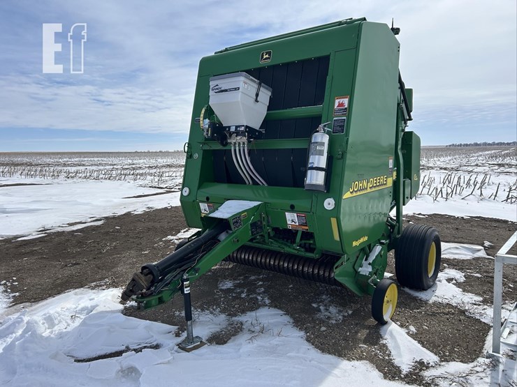 2001-john-deere-567-image-7