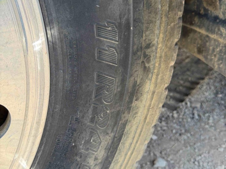 2007-mack-granite-gu713-image-15