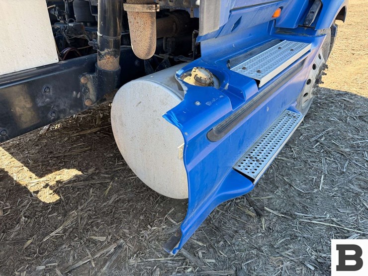 2013-international-prostar-image-29