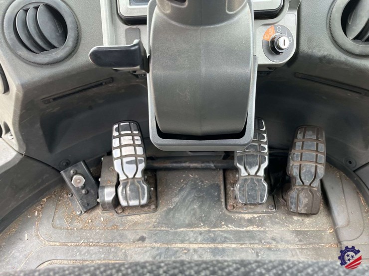 2019-caterpillar-950m-image-98