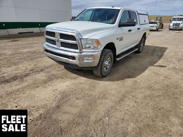 2017-dodge-2500-image-1