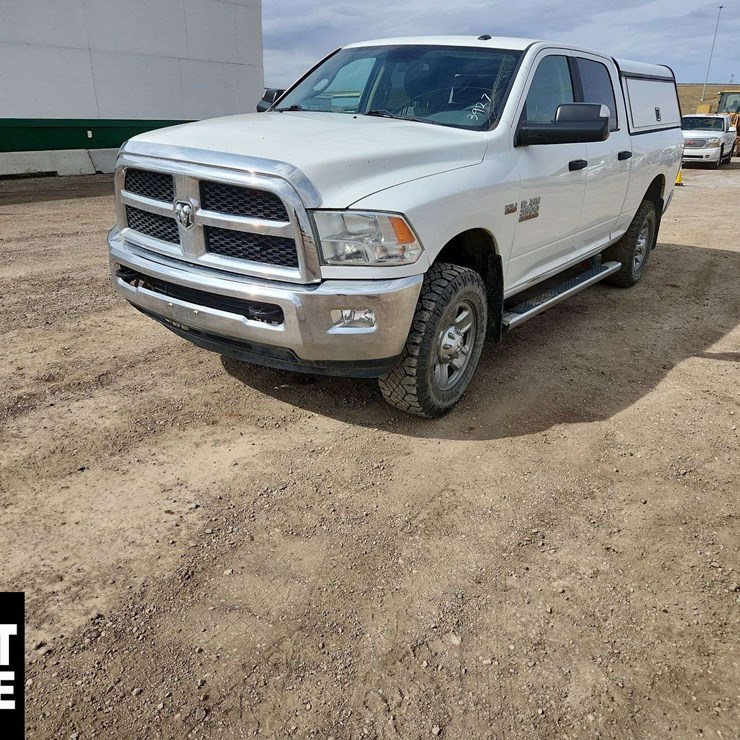 2017 DODGE 2500