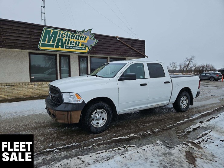 2019-ram-1500-classic-image-1