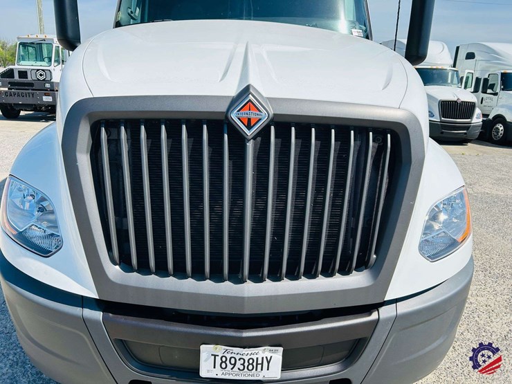 2024-international-lt62f-t/a-truck-tractor-image-21