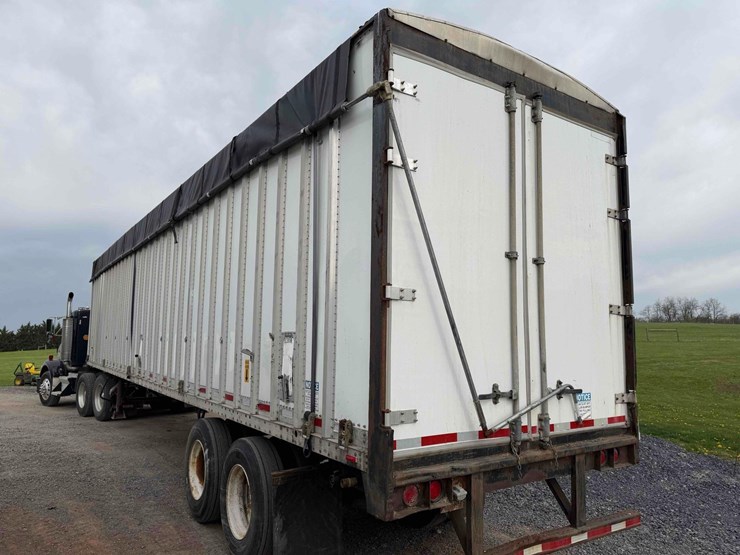 1997-dorsey-walking-floor-image-2