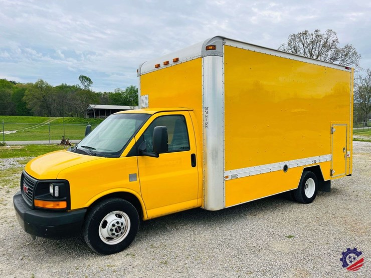 2009-gmc-savana-s/a-enclosed-roadside-service-truck-image-1
